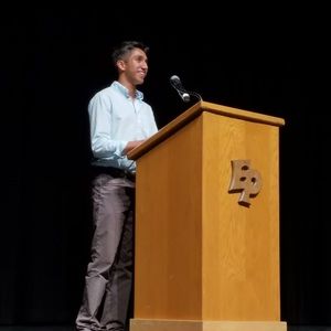 Meet your Posher, Hamza